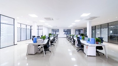 四川零零柒弱電工程公司帶你認(rèn)識(shí)，工廠辦公室場(chǎng)景下需要配備哪些安防設(shè)備？