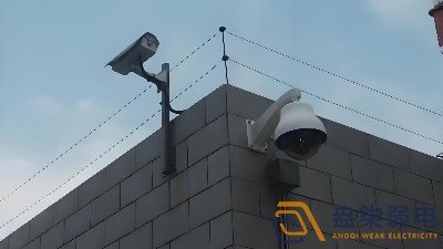 工廠安裝球機和槍機哪個更好？