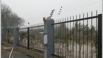 工廠周界為什么需要安裝脈沖電子圍欄？