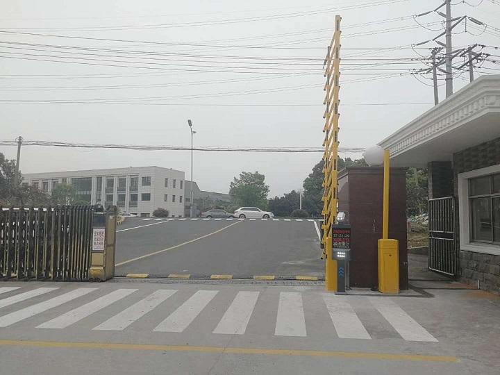 工廠車牌識別系統(tǒng)率低怎么解決？