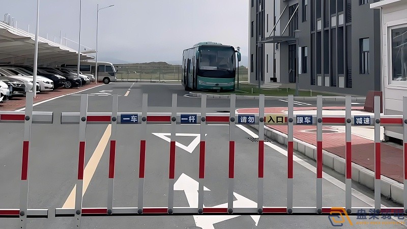 無(wú)人值守停車(chē)場(chǎng)需要考慮到哪些方面？