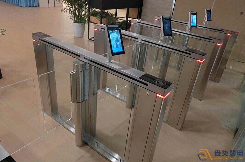 企業(yè)微信禁考勤一體機(jī)，快試試！